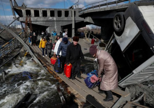 ΗΠΑ: Η Ουάσινγκτον θα δεχθεί έως και 100.000 Ουκρανούς πρόσφυγες
