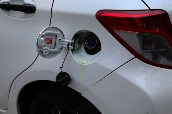 Επιδότηση στα καύσιμα: Ολα τα νέα μέτρα για την ακρίβεια – Με κάρτα καυσίμων στα βενζινάδικα ImgSrc-17-9-600x400