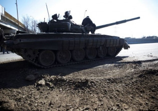 Πόλεμος στην Ουκρανία: Ρωσική φάλαγγα διασκορπίστηκε βόρεια του Κιέβου