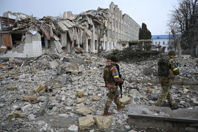 Πόλεμος στην Ουκρανία: «Για τη Δύση η μάχη είναι χαμένη» - Τα σενάρια για το μέλλον