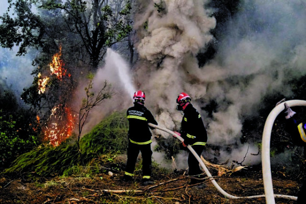 Πυρκαγιές: Το 14% της έκτασης της Ελλάδας κάηκε τα τελευταία 40 χρόνια