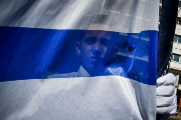 Αγιος Δημήτριος: Ενα σχολείο και μία γειτονιά ζητούν την παραμονή του – Ο Σαϊντού έτοιμος να χάσει και τη δεύτερη πατρίδα του