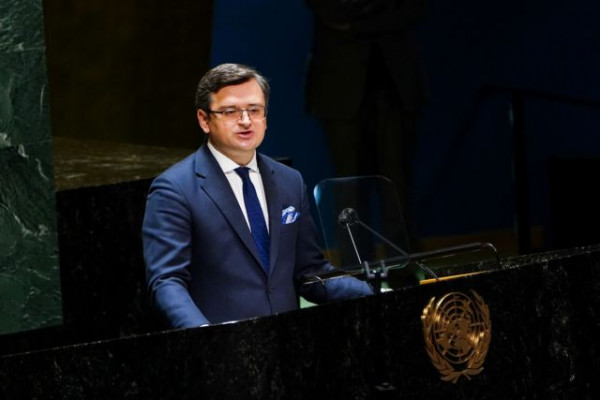 Ουκρανός ΥΠΕΞ σε ΝΑΤΟ: Αν κερδίσει ο Πούτιν, είστε οι επόμενοι