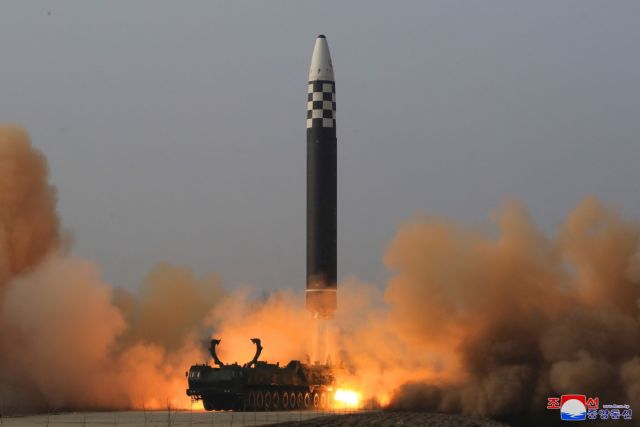 Βόρεια Κορέα: Παγκόσμια ανησυχία από εκτόξευση νέου βαλλιστικού πυραύλου