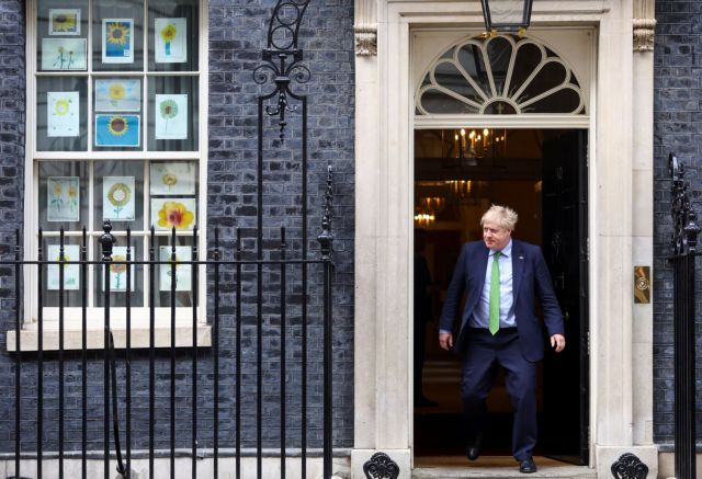 Πόλεμος στην Ουκρανία: Να μπει τέλος στην ρωσική εξάρτηση από το πετρέλαιο λέει ο Τζόνσον