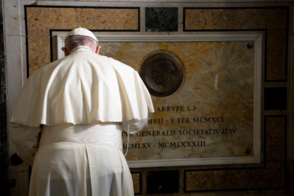 Πόλεμος στην Ουκρανία: Πρόσκληση στον Πάπα να επισκεφθεί το Κίεβο