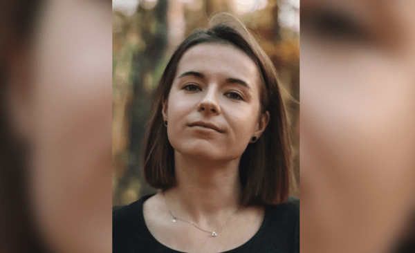 Ουκρανία: «26χρονη μετέφερε τροφή σε καταφύγιο σκύλων και σκοτώθηκε από πυρά»