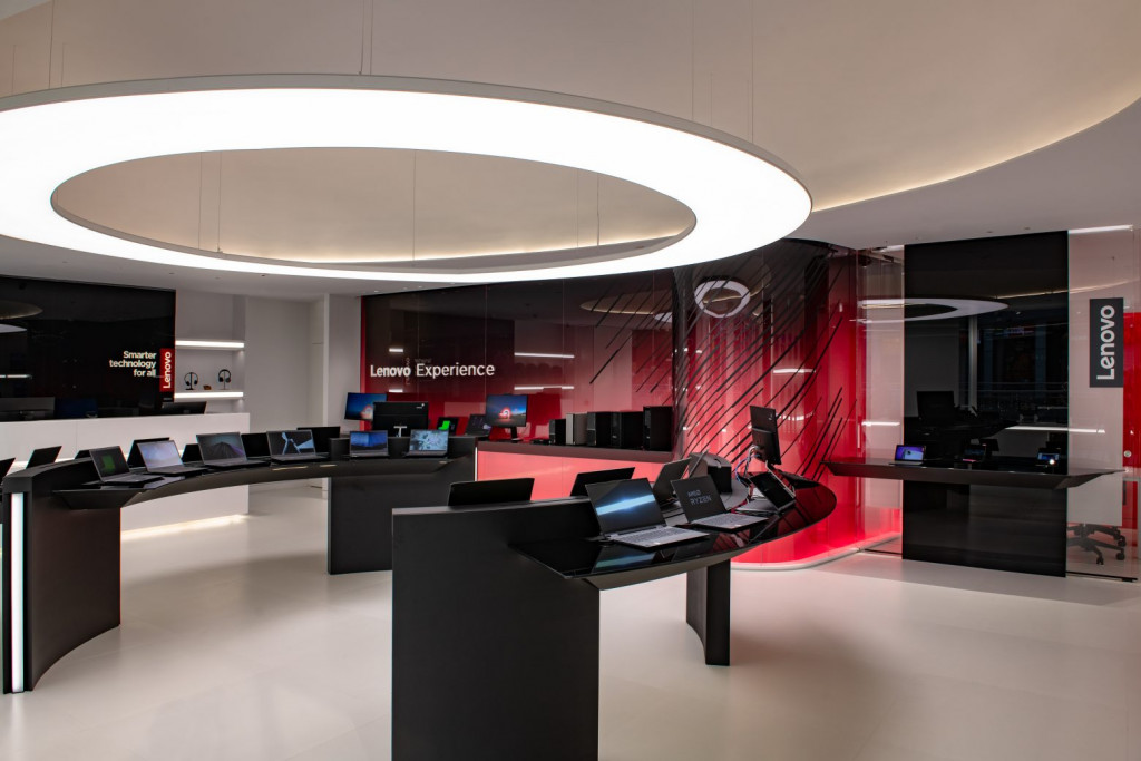 Lenovo Official Store: Ο απόλυτος τεχνολογικός προορισμός γιορτάζει