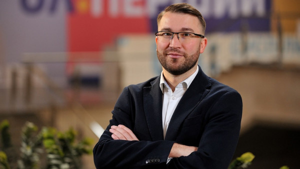 Πόλεμος στην Ουκρανία: Ο πόλεμος της ενημέρωσης – Πώς χιλιάδες εργαζόμενοι τροφοδοτούν με όλες τις ειδήσεις εκατομμύρια κατοίκους