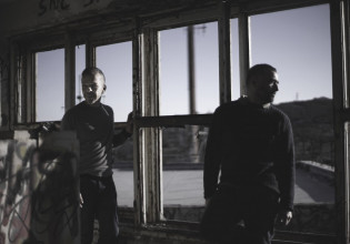 Neapoly: Το νέο έργο των Κ. Βήτα και Ν. Πατρελάκη στην Εναλλακτική Σκηνή της ΕΛΣ