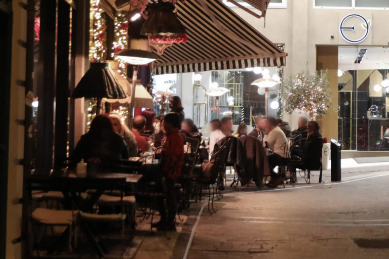 Πιστοποιητικό εμβολιασμού: Πότε καταργείται – Διαφωνίες από λοιμωξιολόγους