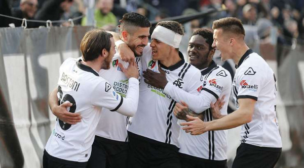 Νίκη «ανάσα» για την Σπέτσια (2-0)