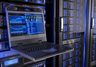 Πόλεμος στην Ουκρανία: Η κυβέρνηση ετοιμάζεται να μεταφέρει ευαίσθητες βάσεις δεδομένων στο εξωτερικό