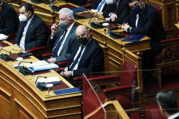 Δένδιας σε Τσίπρα: Τα περί διαφωνίας μου με τον πρωθυπουργό στερούνται σοβαρότητας