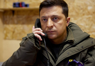 Πόλεμος στην Ουκρανία: Ο Ζελένσκι ενώπιον της πιο δύσκολης απόφασης για τον ίδιο και τη χώρα του