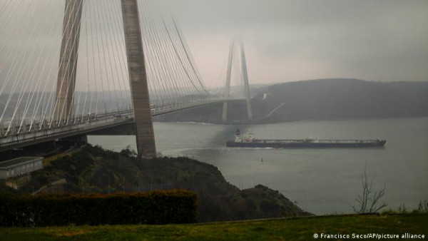 Πόλεμος στην Ουκρανία: Η στρατηγική αξία του Βοσπόρου και ο ρόλος της Τουρκίας