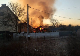 Πόλεμος στην Ουκρανία: Χτυπήθηκε αγωγός αερίου και κατοικίες στο κέντρο του Κιέβου