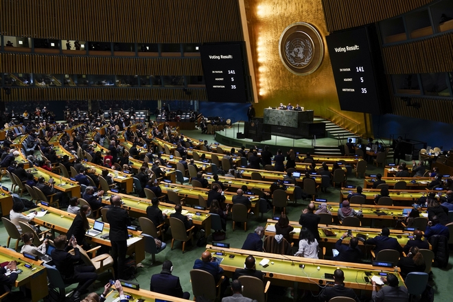Πόλεμος στην Ουκρανία: Ψήφισμα του ΟΗΕ κατά της ρωσικής εισβολής
