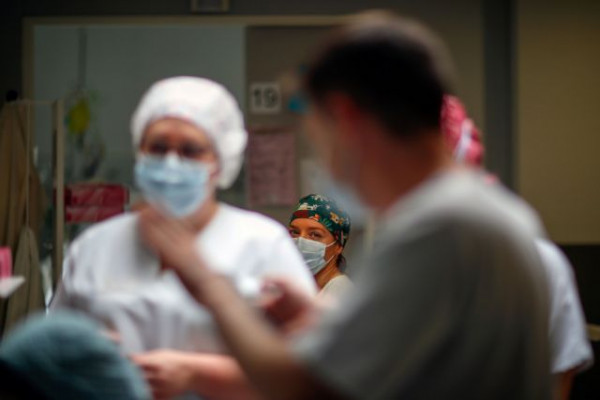 Long covid και σε ασθενείς με ήπια νόσο – Ποιοι και πότε πρέπει να επανεξεταστούν