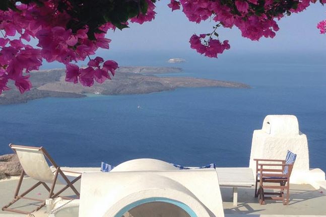 Daily Telegraph: Proposes 10 Greek islands for Brits to visit – “secret corners”