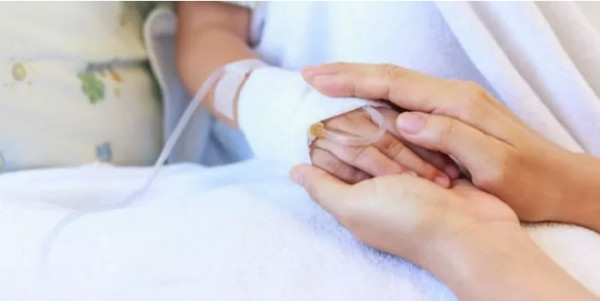 Πάτρα: Η ανάρτηση «φωτιά» του Λέων για γονείς που προκαλούσαν προβλήματα υγείας στα παιδιά τους