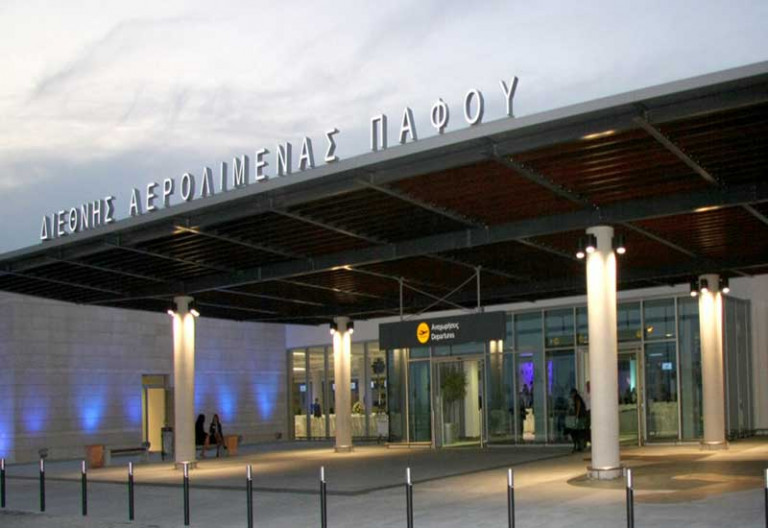 Κύπρος: Ακύρωσαν το ταξίδι τους 370.000 ρώσοι και ουκρανοί επιβάτες