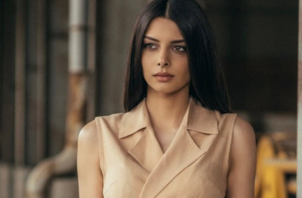 Άννα Μπεζάν: Έγκυος στο πρώτο της παιδί η ηθοποιός