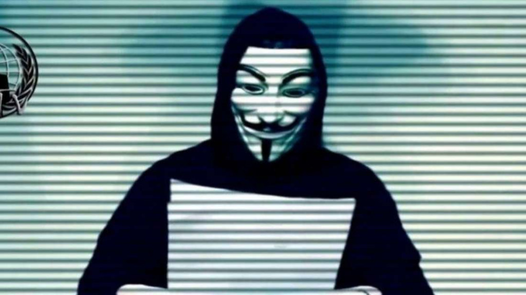 Anonymous προς Ρώσους: Ξεσηκωθείτε, καθαιρέστε τον Πούτιν