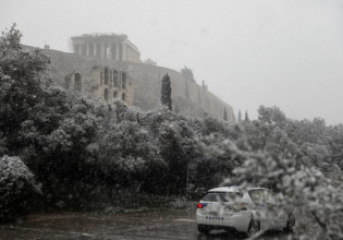 Κακοκαιρία: Από την Τετάρτη τα χιόνια στην Αττική – Μέχρι τις 15 Μαρτίου ο χειμώνας