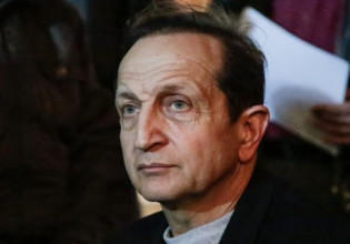 Οργισμένη ανάρτηση Μπιμπίλα για την φωτογράφιση Καναράκη: «Και ύστερα μιλάμε για Ταλιμπάν…»