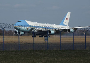 Πόλεμος στην Ουκρανία: Έφθασε στην Πολωνία ο Τζο Μπάιντεν