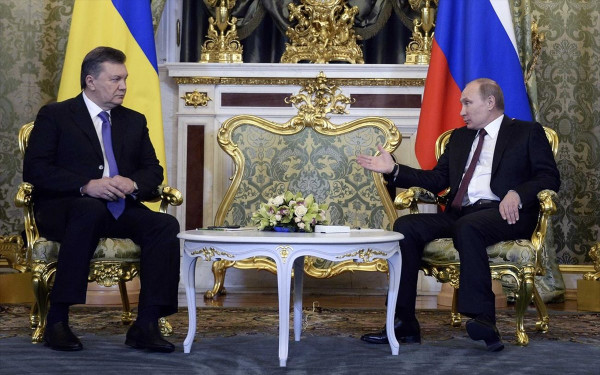 Πόλεμος στην Ουκρανία: Ο πρώην πρόεδρος Γιανουκόβιτς καλεί τον Ζελένσκι να τα παρατήσει