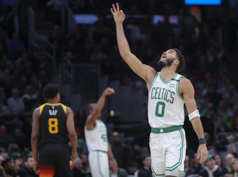 NBA: Οι ασταμάτητοι Σέλτικς διέλυσαν τους Τζαζ, νίκη για τους Σανς