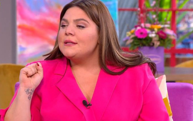 Δανάη Μπάρκα: Δάκρυσε on air – «Δεν υπάρχουν λέξεις – Η μάνα δεν σκοτώνει το παιδί της»