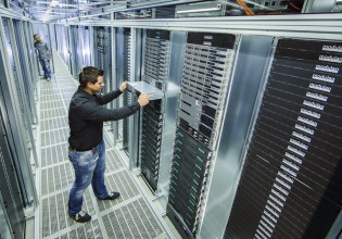 Ρωσία: Αναστολή στράτευσης για τους εργαζομένους του κλάδου τεχνολογίας