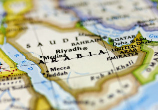 Στη Σαουδική Αραβία ο Άδ. Γεωργιάδης: Επενδύσεις αλλά και ενέργεια στο επίκεντρο των συζητήσεων