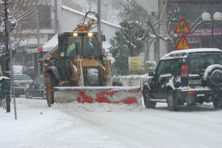 Κακοκαιρία Φίλιππος: Η επιδείνωση του καιρού θα ξεκινήσει νωρίτερα, προειδοποιεί ο Κλέαρχος Μαρουσάκης