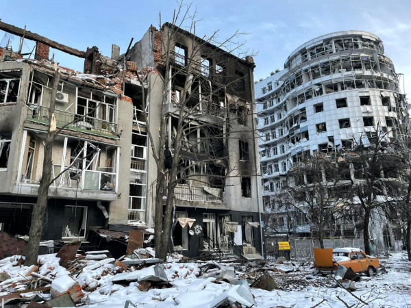Πόλεμος στην Ουκρανία: Οι ρωσικές δυνάμεις σφυροκοπούν το Χάρκοβο, λέει ο δήμαρχος