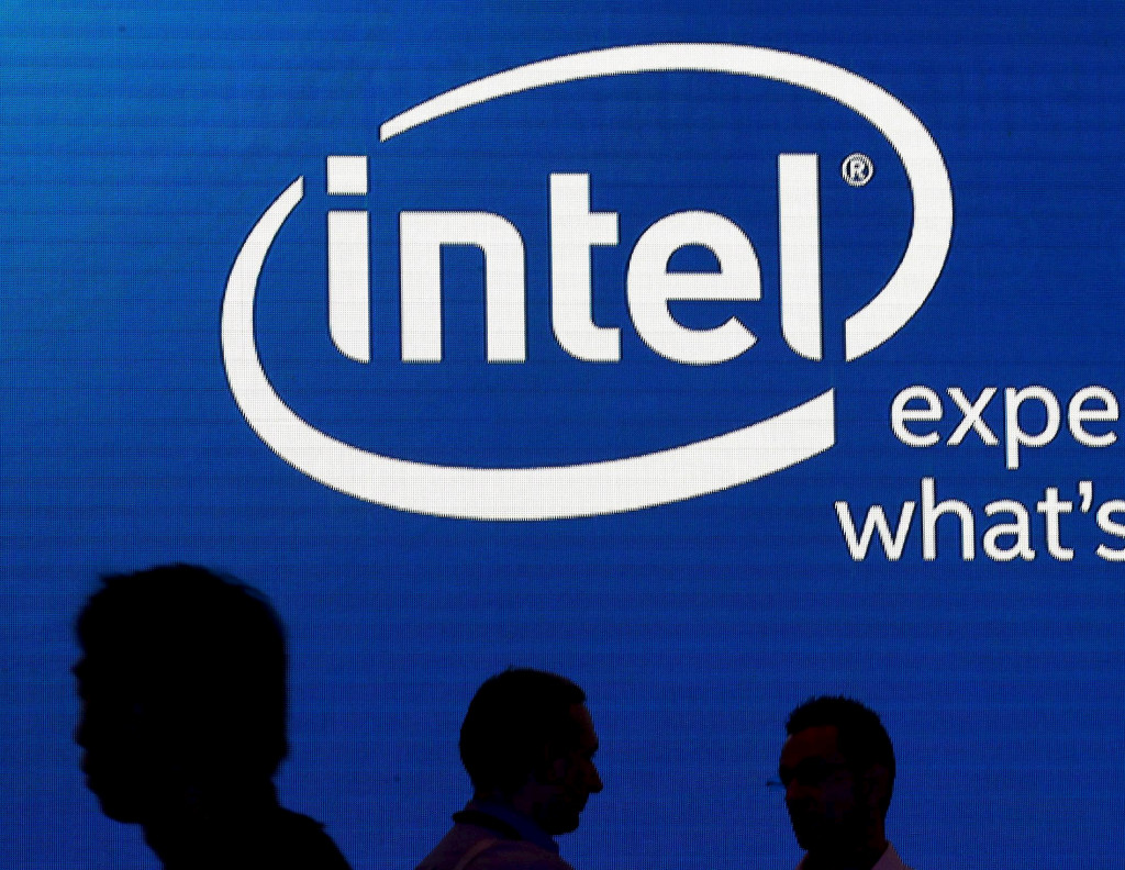 Intel: Επένδυση 80 δισ. δολαρίων για παραγωγή ημιαγωγών στην Ευρώπη