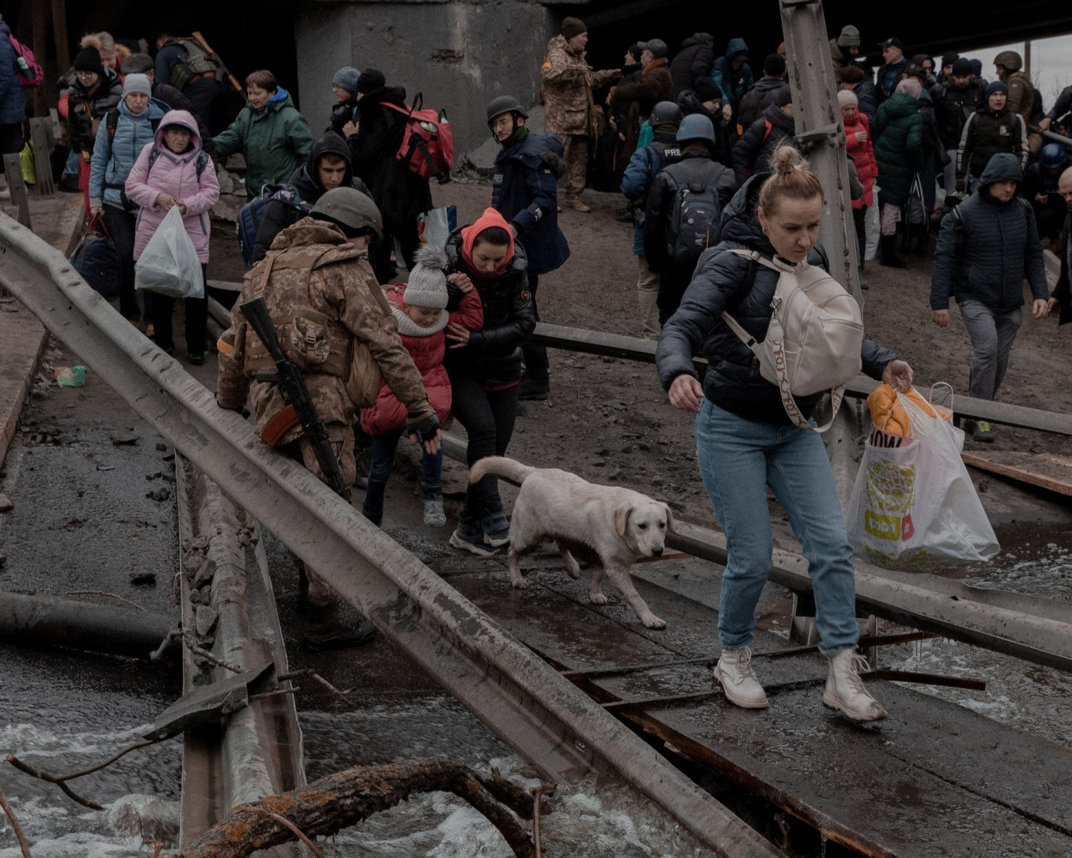 Ουκρανία: Περισσότεροι από 1,5 εκατομμύριο πρόσφυγες έχουν εγκαταλείψει τη χώρα, σύμφωνα με τον ΟΗΕ