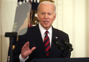 ΗΠΑ: Ο Μπάιντεν θα ανακοινώσει χορήγηση βοήθειας 800 εκατομμυρίων δολαρίων στην Ουκρανία