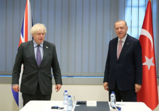 Πόλεμος στην Ουκρανία: Συνομιλία Τζόνσον – Ερντογάν