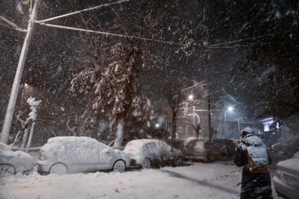 Κακοκαιρία Φίλιππος: Κλειστοί δρόμοι σε Φυλή και Πεντέλη λόγω χιονόπτωσης