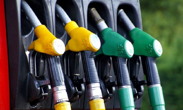 Βενζίνη: Έρχονται μέτρα για τα καύσιμα – Οι περιοχές με την υψηλότερη τιμή