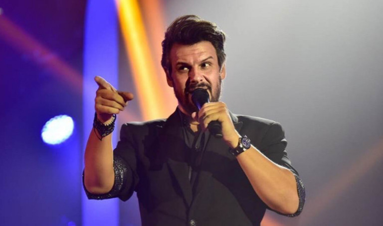 Πάνος Κιάμος: Αποκαλύπτει άγνωστες λεπτομέρειες για την επιτυχία «Όλα για σένανε μιλάνε»