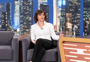 Κωνσταντίνα: «Τον περιμέναμε να έρθει ζωντανός, τώρα τον ψάχνουν σε ομαδικό τάφο»