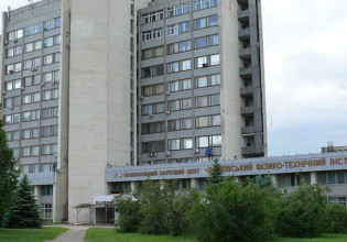 Ουκρανία: «Οι Ρώσοι έριξαν ρουκέτες σε δεύτερη πυρηνική εγκατάσταση»