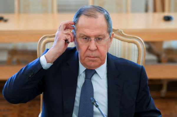 Λαβρόφ: Η Δύση διεξάγει υβριδικό ολοκληρωτικό πόλεμο εναντίον της Ρωσίας – Η απάντηση του Κρεμλίνου στην εκδίωξη από το G20
