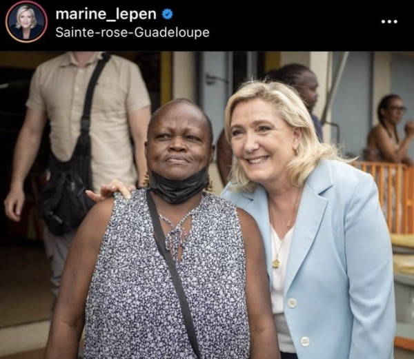 Μαρίν Λεπέν: Η viral φωτογραφία που αγκαλιάζει μαύρη γυναίκα σαν να σιχαίνεται
