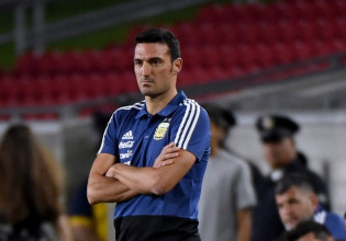 Σκαλόνι για Μέσι: «Ας απολαύσουμε τώρα την μαγεία του»